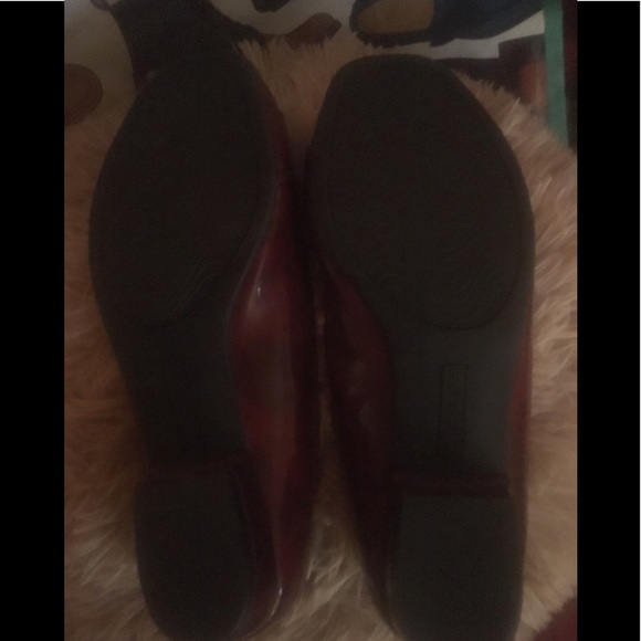 🌹Kelly & Katie Patent Leather Flat Shoes🌺 - Picture 6 of 8
